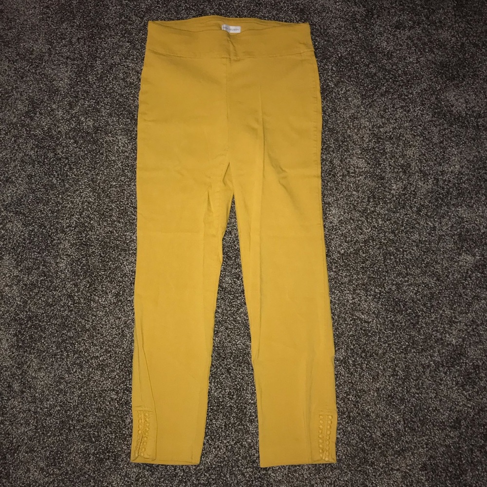 Cropped Van Heusen pants